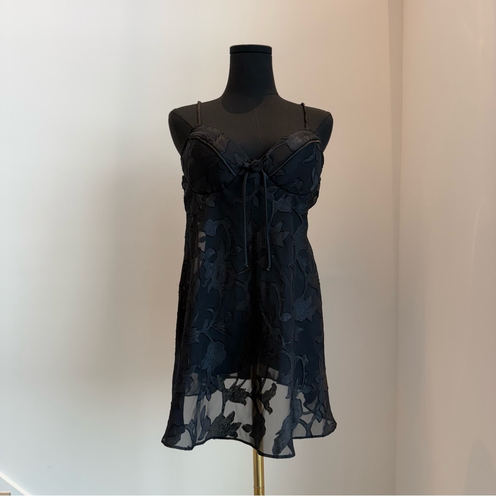 Linden Elegant Black Lace Dress